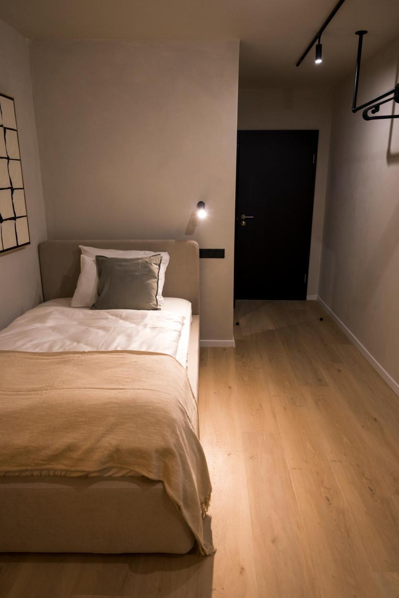 Hotel Weinhaus Kreuter Κόμπλεντς Εξωτερικό φωτογραφία