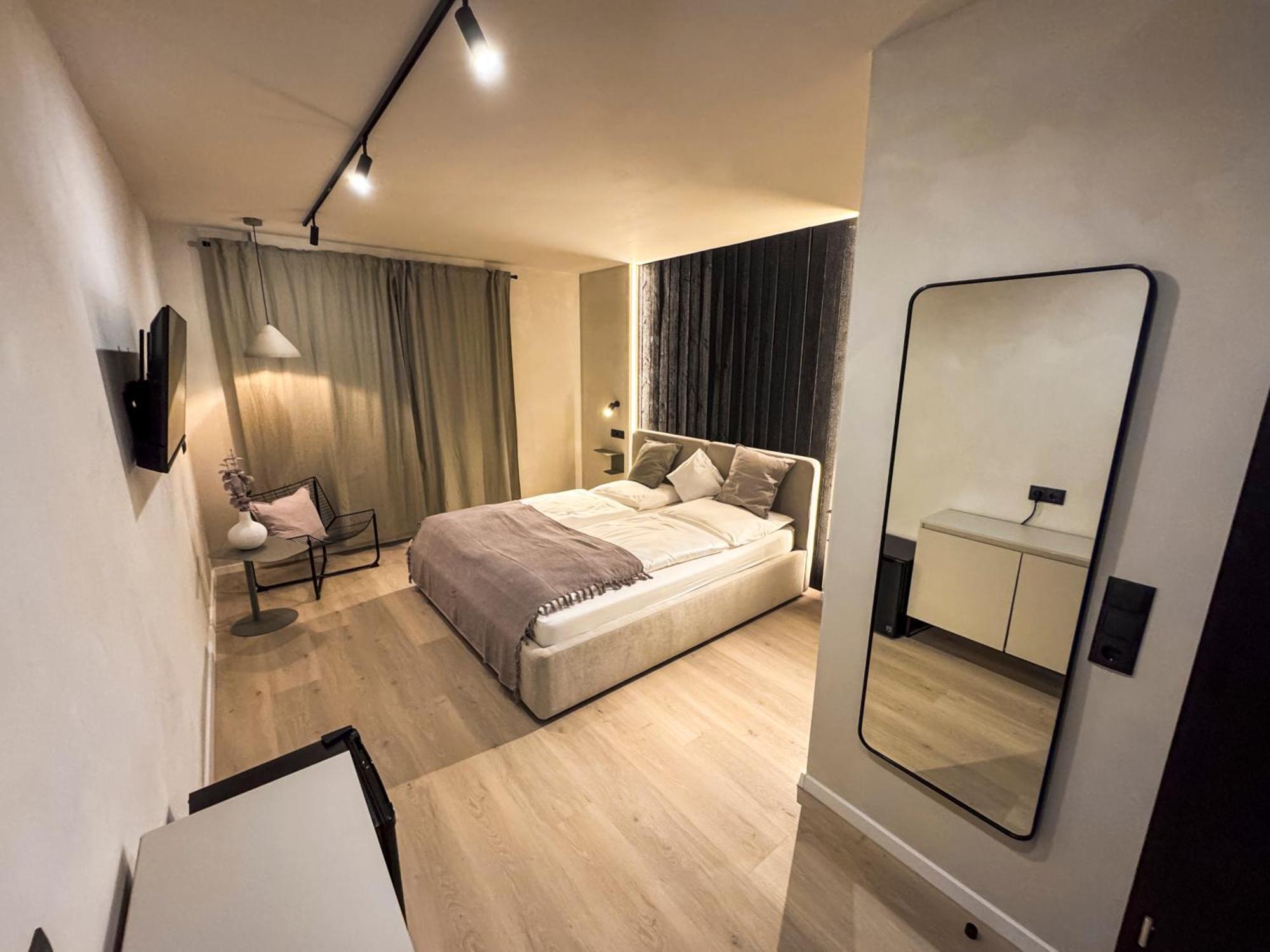 Hotel Weinhaus Kreuter Κόμπλεντς Εξωτερικό φωτογραφία